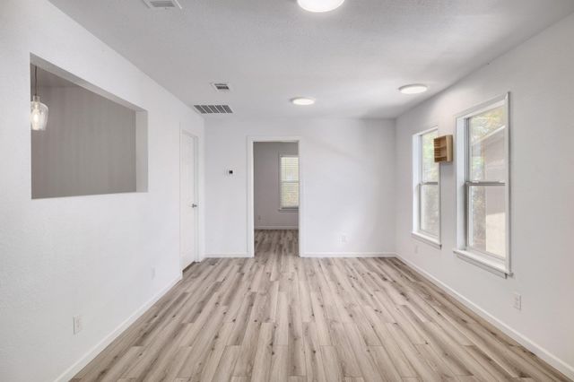 270 Kelley RD W, Bastrop, TX 78602