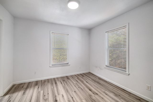 270 Kelley RD W, Bastrop, TX 78602