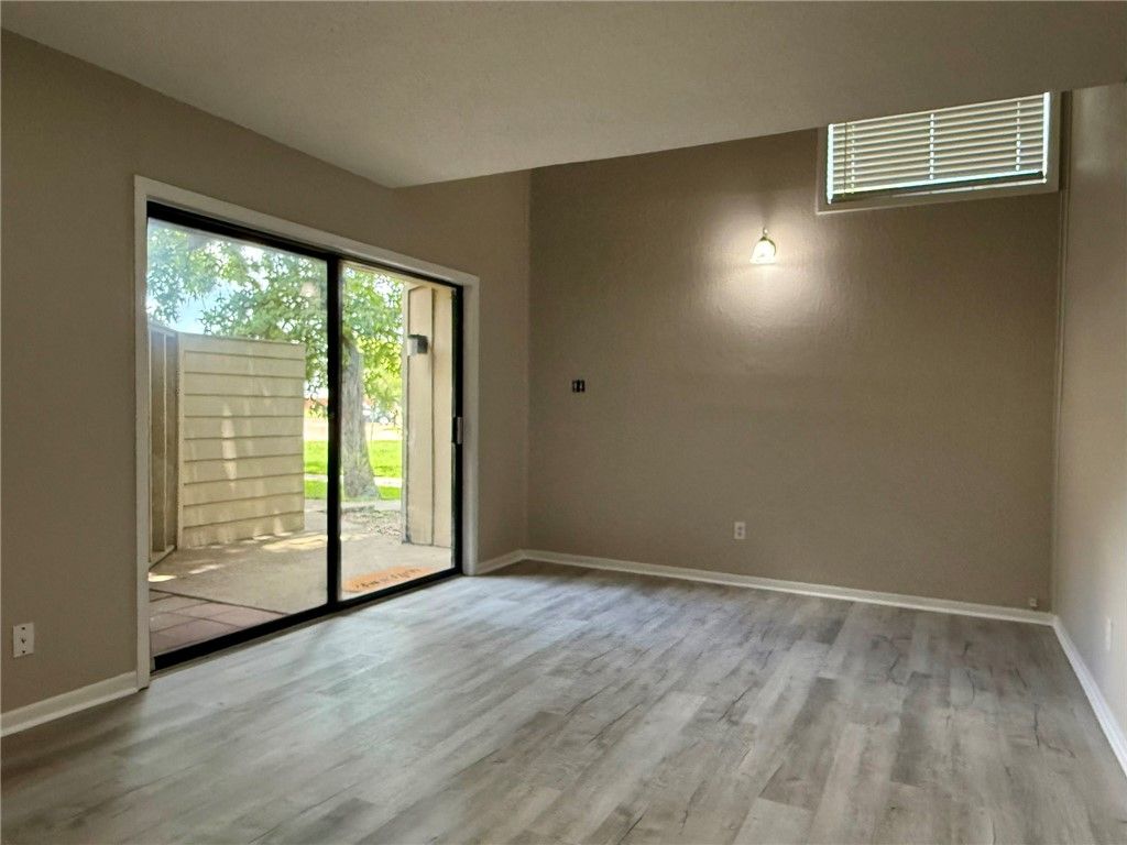 4403 Carter Creek Parkway 5, Bryan, TX 77802 — photo 4