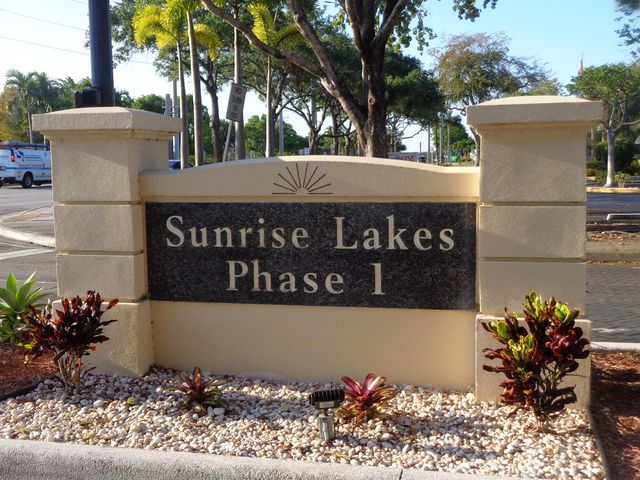 2831 E Sunrise Lakes Drive 209, Sunrise, FL 33322