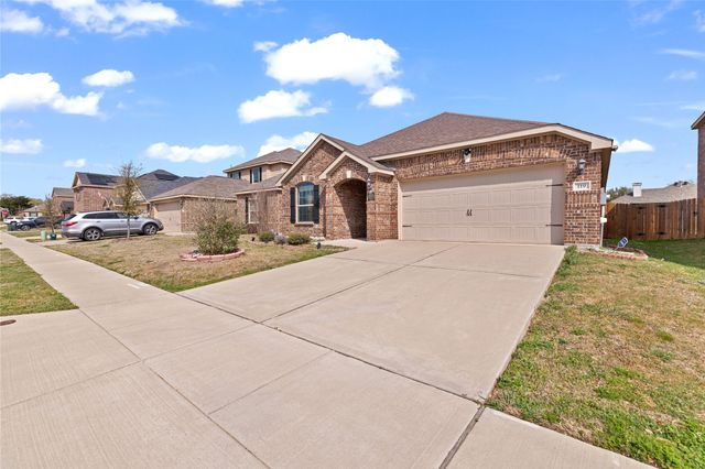 119 Bluebonnet Drive, Sanger, TX 76266