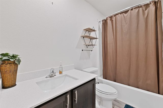 119 Bluebonnet Drive, Sanger, TX 76266