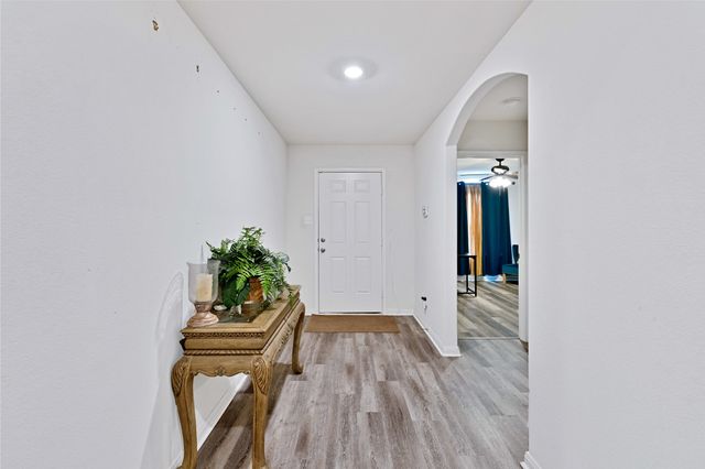 119 Bluebonnet Drive, Sanger, TX 76266