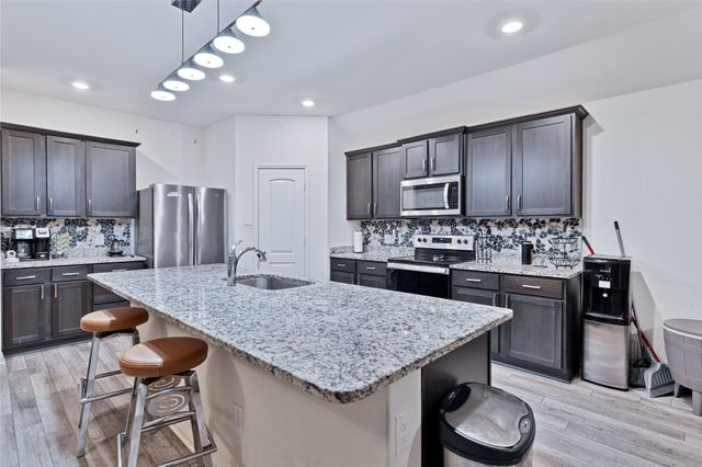 119 Bluebonnet Drive, Sanger, TX 76266