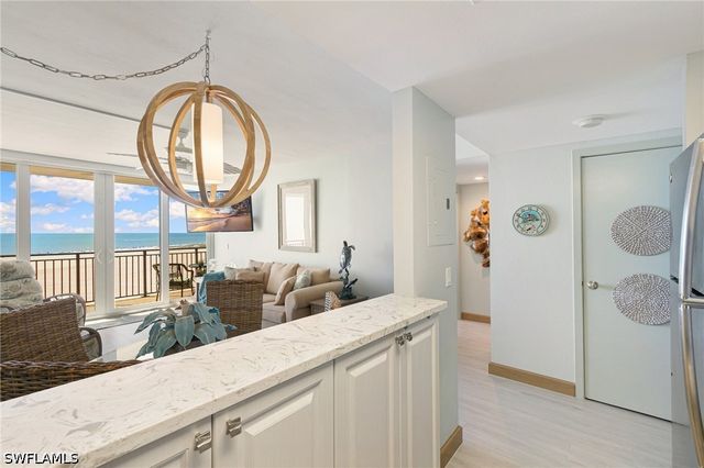 180 Seaview CT 911, Marco Island, FL 34145