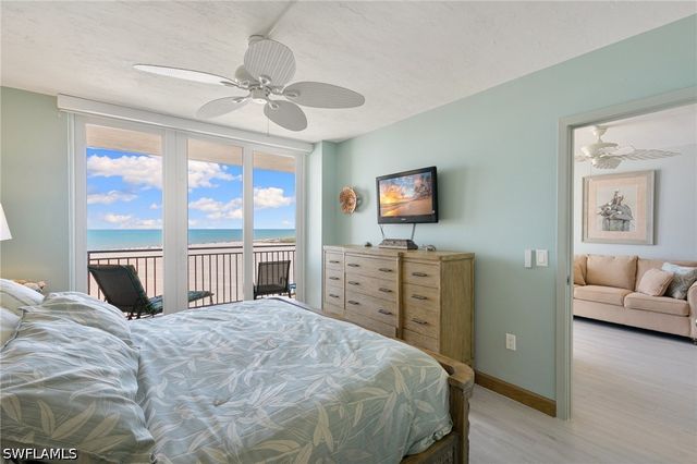 180 Seaview CT 911, Marco Island, FL 34145