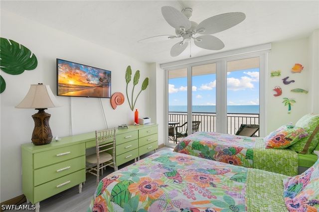 180 Seaview CT 911, Marco Island, FL 34145