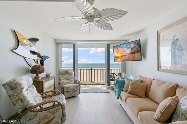 180 Seaview CT 911, Marco Island, FL 34145