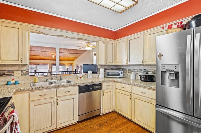 10619 Panther Mountain Road, North Little Rock, AR 72113