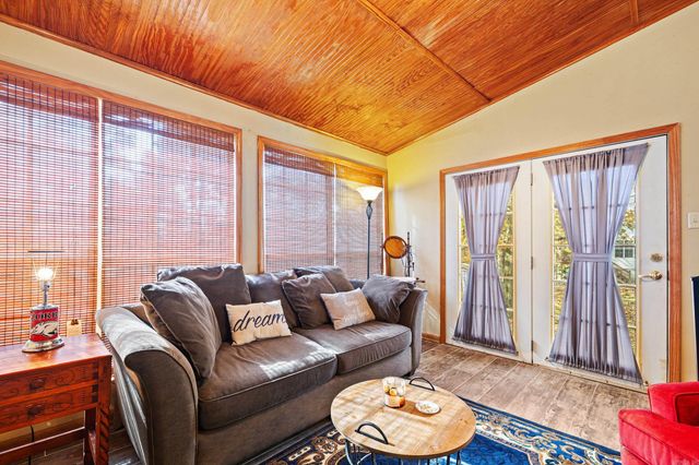 10619 Panther Mountain Road, North Little Rock, AR 72113