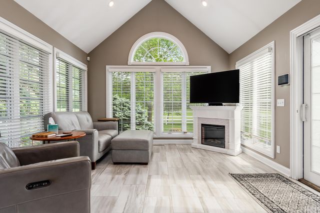 6181 Heritage Point Court, Hilliard, OH 43026
