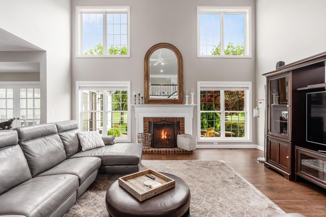 6181 Heritage Point Court, Hilliard, OH 43026