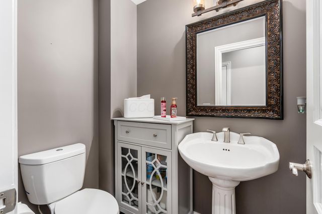 6181 Heritage Point Court, Hilliard, OH 43026