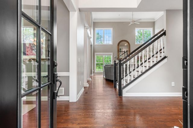 6181 Heritage Point Court, Hilliard, OH 43026
