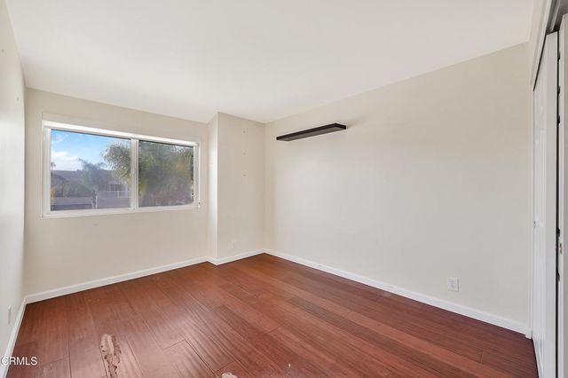 2010 Kingsbridge Way, Oxnard, CA 93035