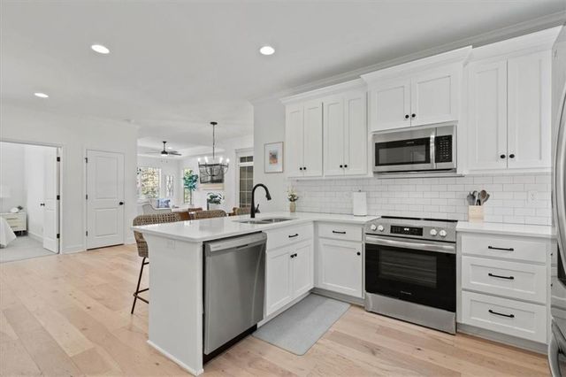 912 E 110th Terrace, Kansas City, MO 64131