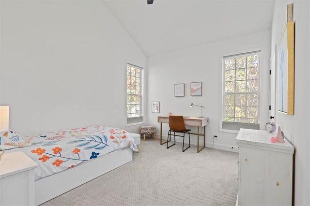 912 E 110th Terrace, Kansas City, MO 64131