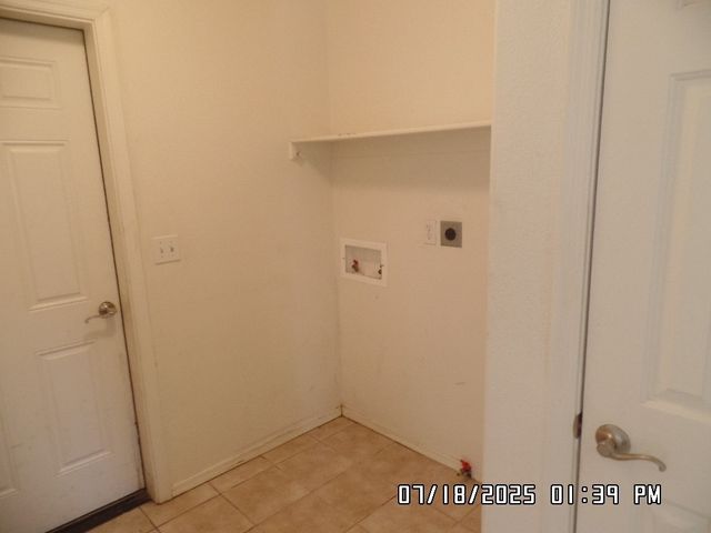 3304 E Ames Avenue, Kingman, AZ 86409