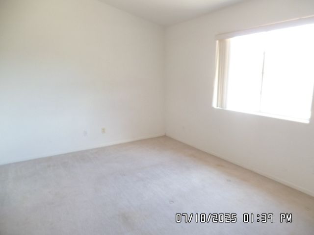 3304 E Ames Avenue, Kingman, AZ 86409