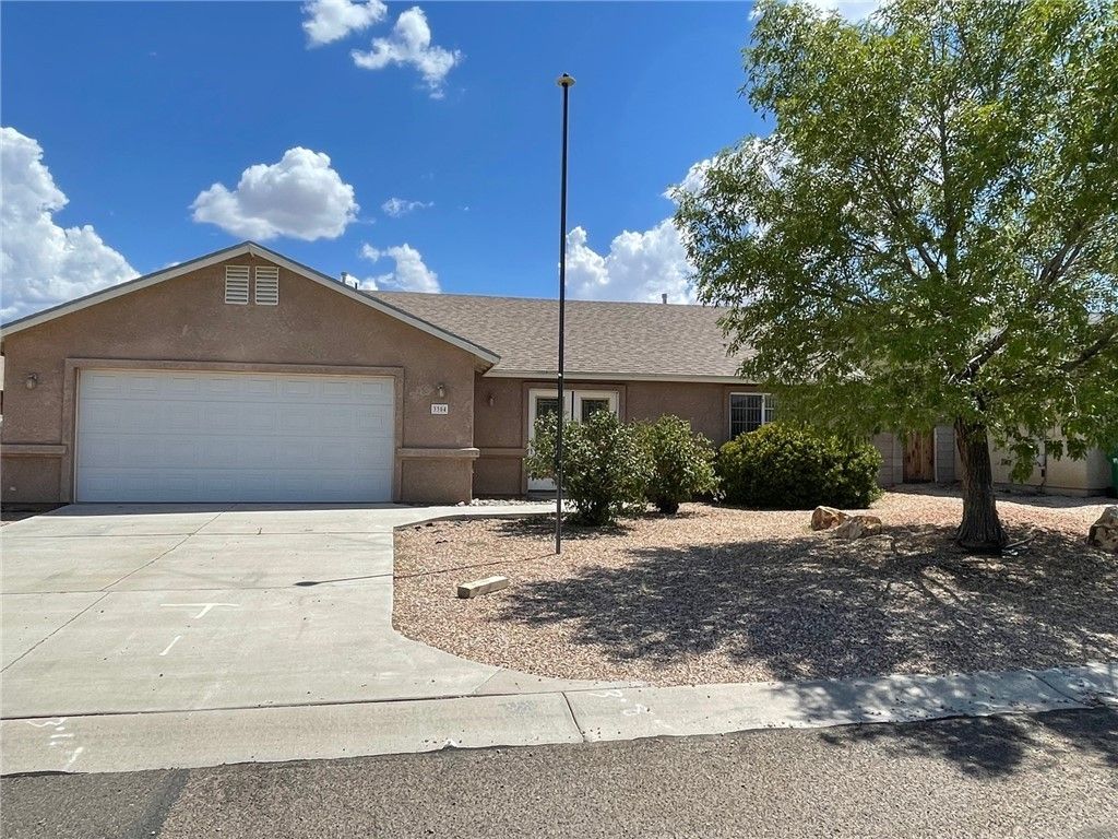 3304 E Ames Avenue, Kingman, AZ 86409