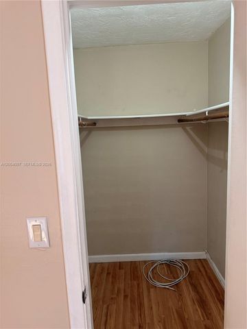 1125 NE 16th Place 201, Fort Lauderdale, FL 33305