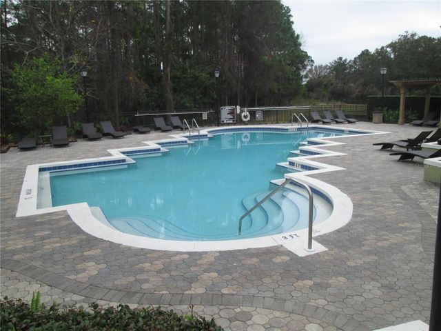 802 CREST PINES DRIVE 837, Orlando, FL 32828