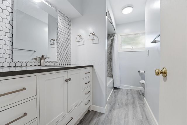 2290 Middlesex Road, Columbus, OH 43220