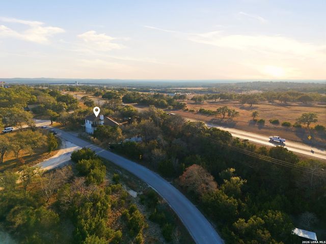 101 Hillside Dr, Spring Branch, TX 78070