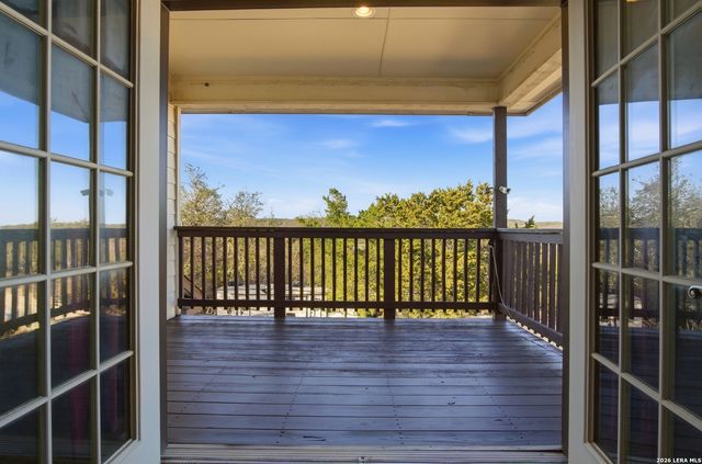 101 Hillside Dr, Spring Branch, TX 78070