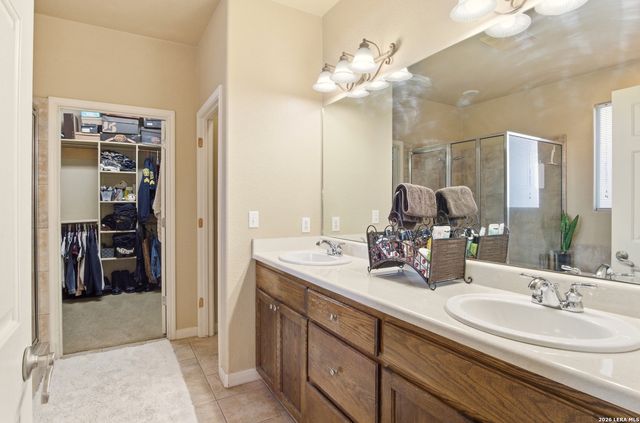 101 Hillside Dr, Spring Branch, TX 78070