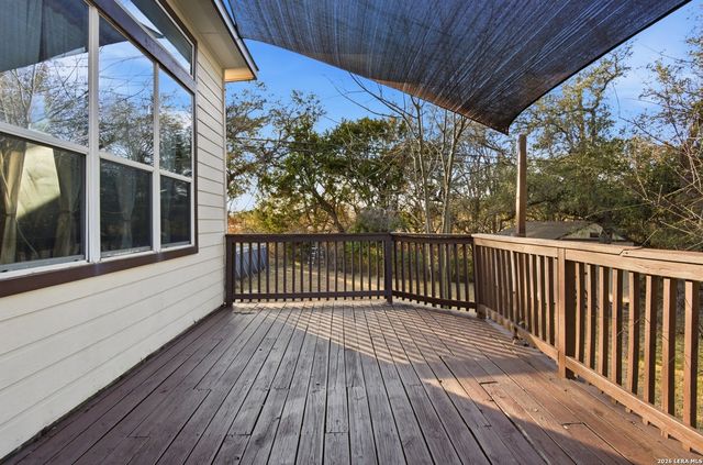 101 Hillside Dr, Spring Branch, TX 78070