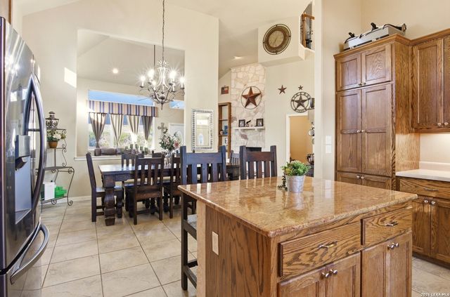 101 Hillside Dr, Spring Branch, TX 78070