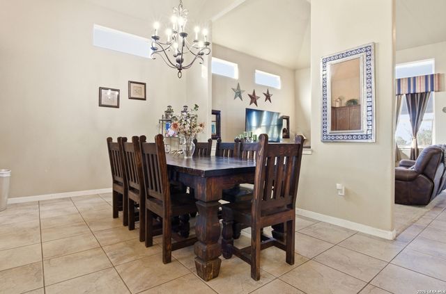 101 Hillside Dr, Spring Branch, TX 78070