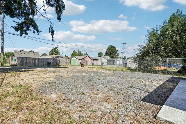 265 17th Avenue, Longview, WA 98632