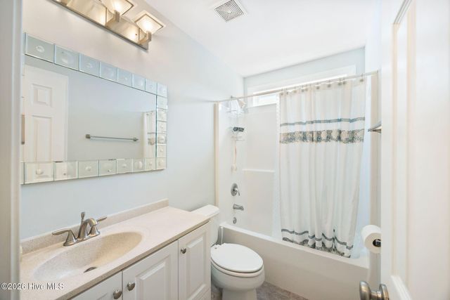 4934 Alamance Drive SE, Southport, NC 28461