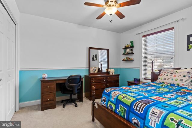 2714 BUR CT, Harrisburg, PA 17112