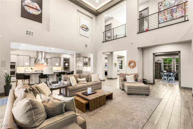 6294 Magnifico Circle, Las Vegas, NV 89149