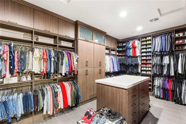 6294 Magnifico Circle, Las Vegas, NV 89149