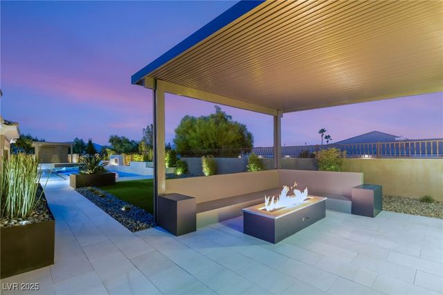 6294 Magnifico Circle, Las Vegas, NV 89149