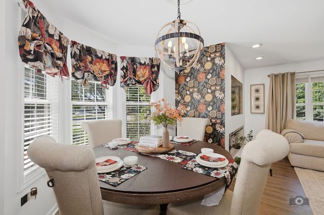 2904 Bartlett Court 102, Naperville, IL 60564