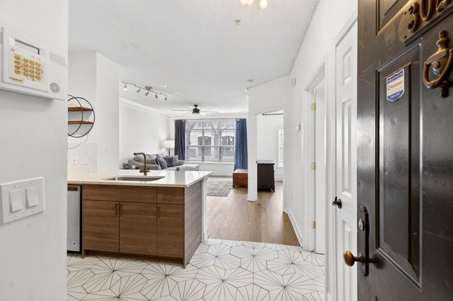 955 Juniper NE Street 3028, Atlanta, GA 30309