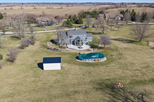45W169 Hillview Lane, Hampshire, IL 60140