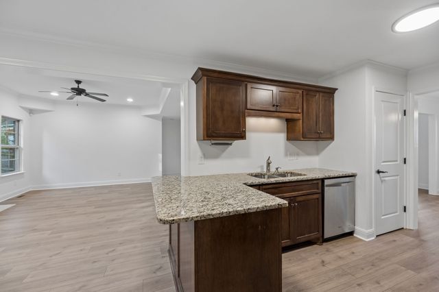 533 Johnstown Dr, Smyrna, TN 37167