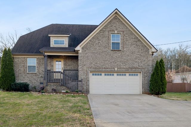 533 Johnstown Dr, Smyrna, TN 37167
