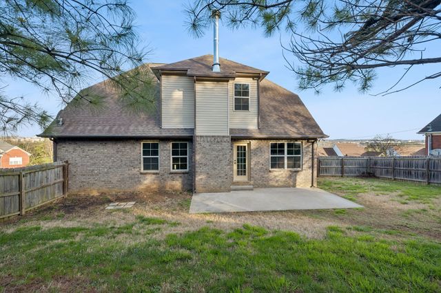 533 Johnstown Dr, Smyrna, TN 37167