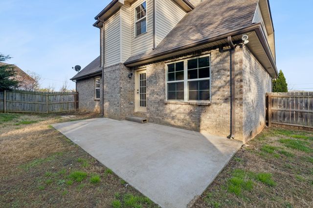 533 Johnstown Dr, Smyrna, TN 37167