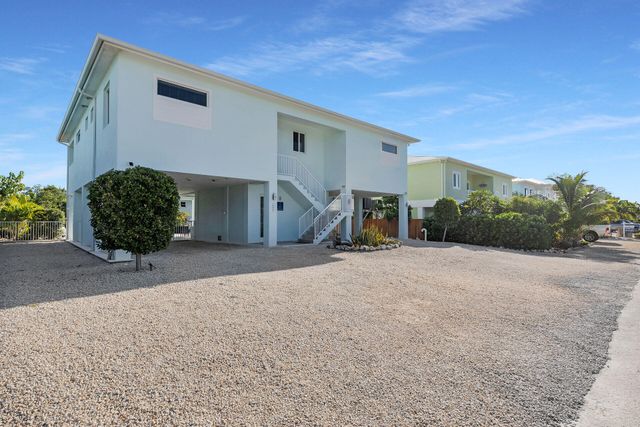 E 207 Bruce Court, Marathon, FL 33050