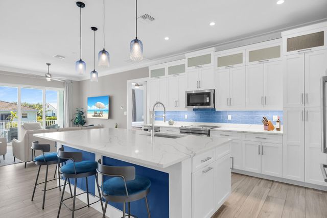 E 207 Bruce Court, Marathon, FL 33050