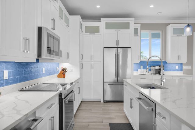 E 207 Bruce Court, Marathon, FL 33050