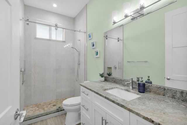 E 207 Bruce Court, Marathon, FL 33050